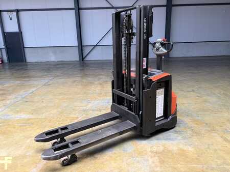 Pallet Stackers 2017  Toyota SWE200D (11)