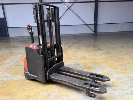 Pallet Stackers 2017  Toyota SWE200D (7)