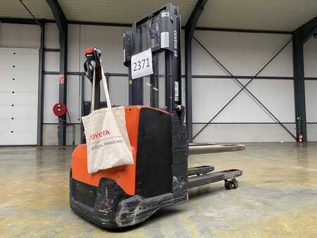Pallet Stackers 2017  Toyota SWE200D (1) 