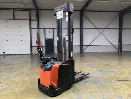 Pallet Stackers 2016  BT SPE160L (2)