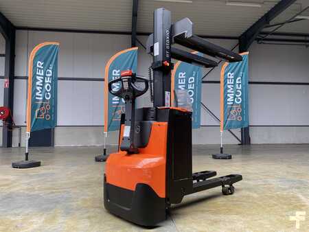 Ledestabler 2016 BT STAXIO SWE080L (3)