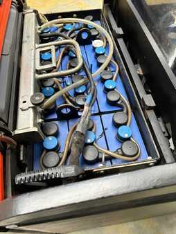 Gerbeurs à conducteur porté debout 2019  Toyota BT STAXIO SPE140L (5)