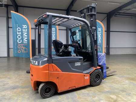 Elektrisk- 4 hjul 2013 Toyota 8FBMT35 (1)