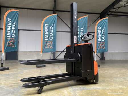 Ledestabler 2017 Toyota BT STAXIO SWE080L (3)