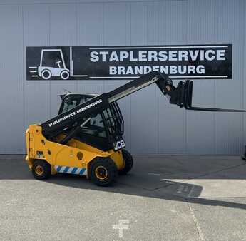 Chariots téléscopiques fixes 2022  JCB TLT35-22E / TELETRUK (1)