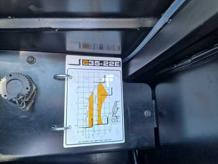 Chariots téléscopiques fixes 2022  JCB TLT35-22E / TELETRUK (11)