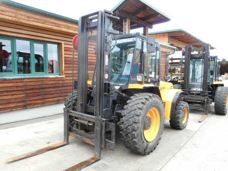 Geländestapler 2014  JCB 930-4 Triplex Allrad (2)