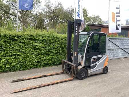 4-wiel elektrische heftrucks 2016  Still RX 60 - 25 mit Vollkabine (3)