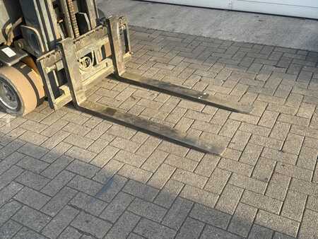 El truck - 3 hjulet 2005  Jungheinrich EFG 220 (10)