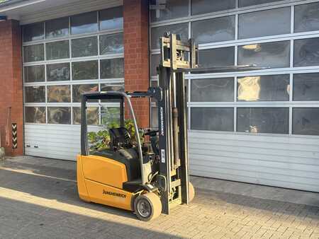 El truck - 3 hjulet 2005  Jungheinrich EFG 220 (13)