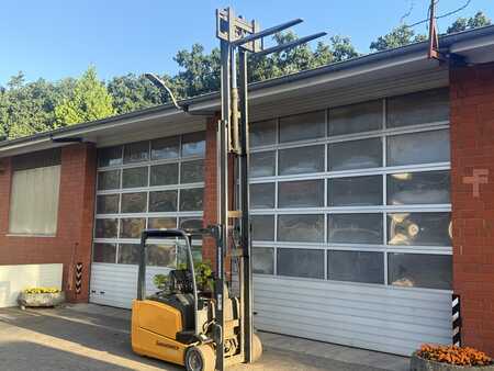 El truck - 3 hjulet 2005  Jungheinrich EFG 220 (8)