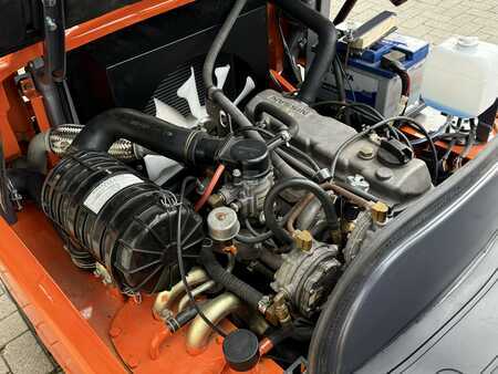 Treibgasstapler 2012  Heli CPQD 25 H (3)