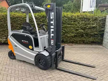 Elektro 4 Rad 2015  Still RX 60-30 (13)