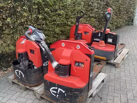 Patín Eléctrico 2024  EP Equipment WPL202    // 4 Stück,,ein Preis (10)
