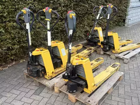 Patín Eléctrico 2022  HC (Hangcha) CBD15     ..5 Stück (2)