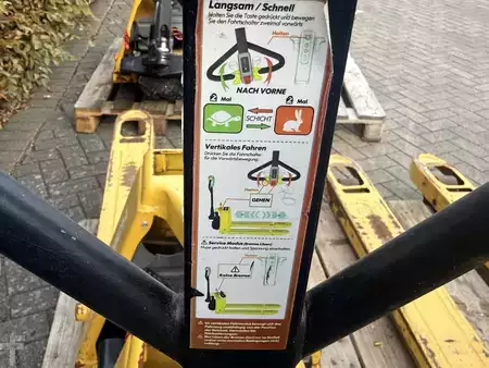 Patín Eléctrico 2022  HC (Hangcha) CBD15     ..5 Stück (7)