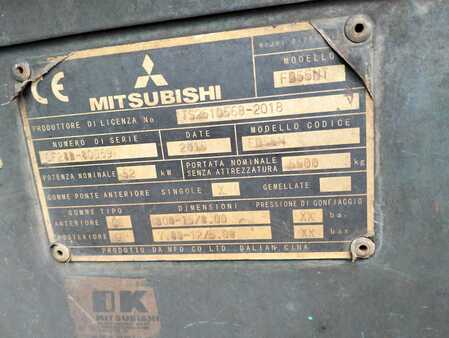 Chariot élévateur diesel 2015  Mitsubishi FD55NT (4)