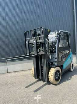 4-wiel elektrische heftrucks 2023 Baoli KBE30 G1 (1)