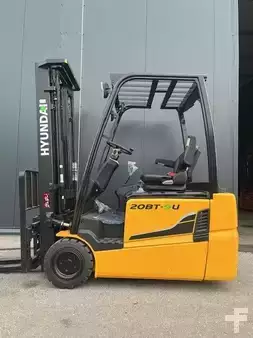 Eléctrica de 3 ruedas 2025  Hyundai 20BT-9 (2)