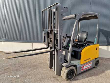 Sähkö - 4 pyör 2022  Jungheinrich EFGBC316 (1)