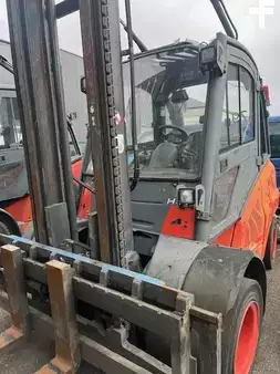 Diesel Forklifts 2007  Linde H50D (2)