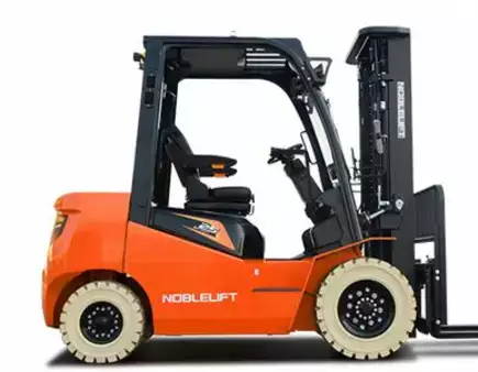 Elektro 4 Rad 2025  Noblelift CPD25-AF1S (1)