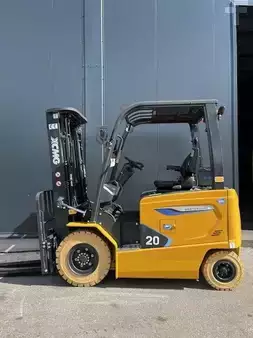 Elektryczne 4-kołowe 2025  XCMG XCB20-L2-C (1)