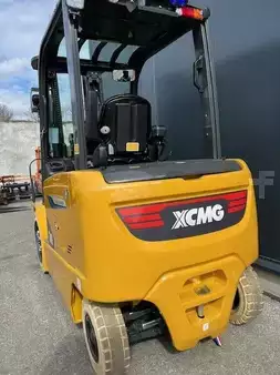 Elektryczne 4-kołowe 2025  XCMG XCB30-L2-C (5)