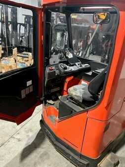 Reach Trucks 2007  BT VRE 150CC (2)