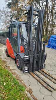 LPG VZV 2012  Linde H35T-01 (11)