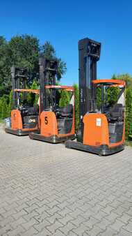 Reach Truck 2018  Toyota RRE140H (2)
