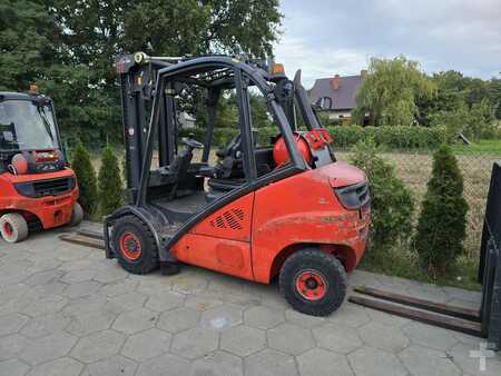 Carrelli elevatori GPL 2007 Linde H35T (1)