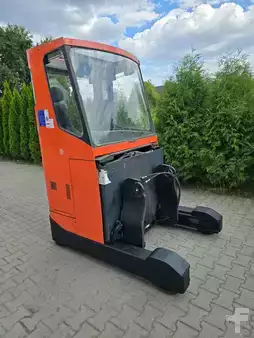 Tugger-train-trailer 2017  Toyota RRE160ECC (2)