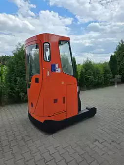 Tugger-train-trailer 2017  Toyota RRE160ECC (5)