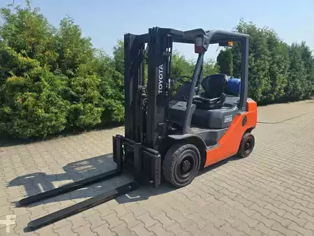 Gas gaffeltruck 2018  Toyota 02-8FGF25 (4)