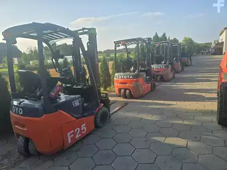 Elektrisk- 3 hjul 2016  Toyota 8FBE15T (5)