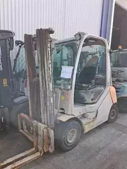 Carrelli elevatori diesel 2009  Still RX 70-22 (1)