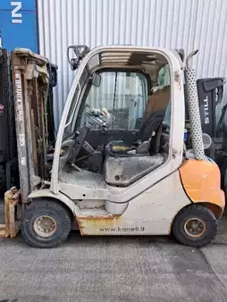 Carrelli elevatori diesel 2009  Still RX 70-22 (3)