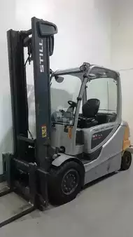 Carrelli elettrici 4 ruote 2015  Still RX 60-40 (1)