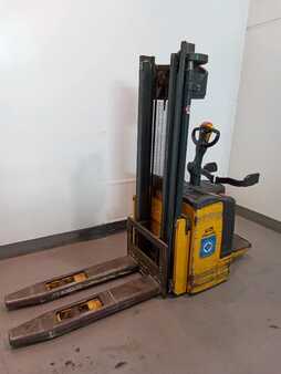 Stackers Stand-on 2003  OM CTX 14 (1) 