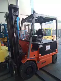 Eléctrico - 4 rodas 2001  Carer R 40 N (1)