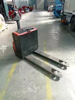 Elektrische palletwagens 2015  BT LWE 160 (1)