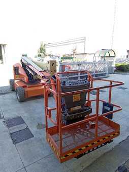 Ostatní 2013  JLG E 450 AJ (1)