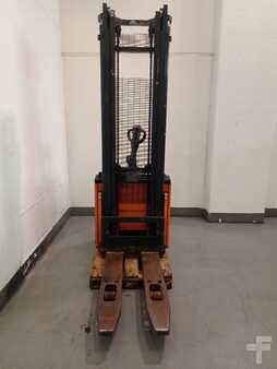 Stacker de condutor em pé 2013  Still EGV-S 14 (2)