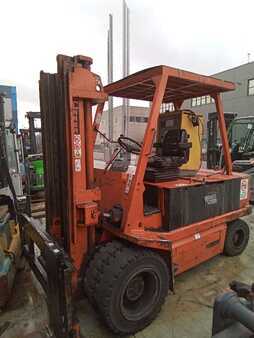 Elektro čtyřkolový VZV 1990  Carer R 60 (1)