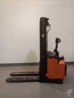 Wózki z platformą operatora 2003  BT LSV 1250/11 (3)