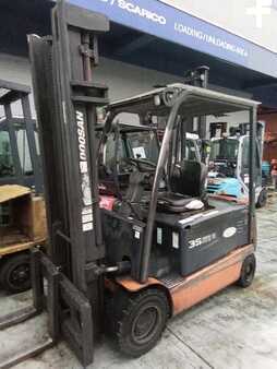 Elektro čtyřkolový VZV 2011  Doosan B35-X-5 (1)