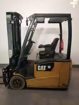 Elektromos 4 kerekű 2017  CAT Lift Trucks EP 18 CPNT (3)