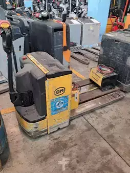 Transpaleta eléctrica 2007  OM TL 18 ac (1)