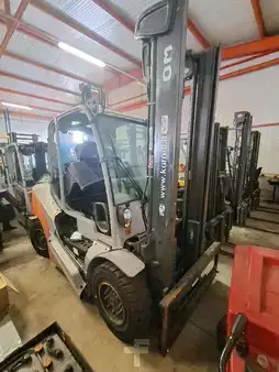 Diesel heftrucks 2013  Still RX 70-40 (1)